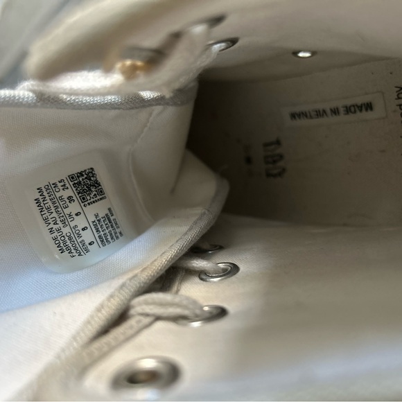 Converse PRIDE De Luxe Heeled Boots women’s 8 men’s 6 - Picture 11 of 12